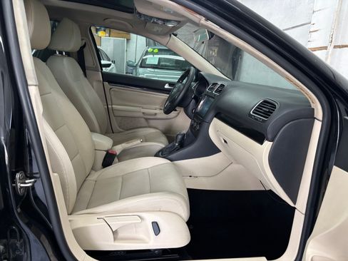 Used 2012 Volkswagen Jetta image 12