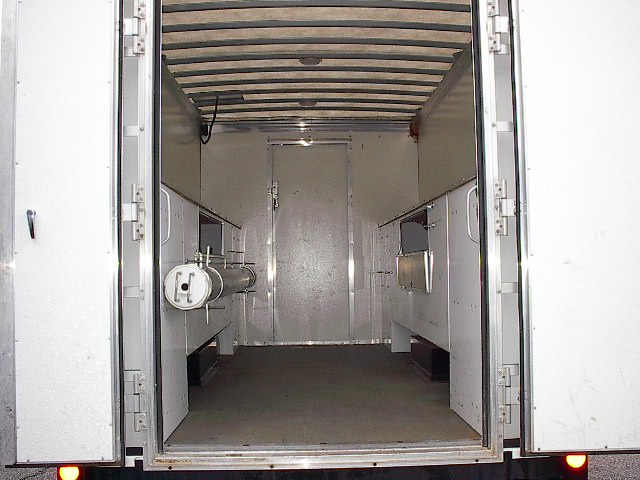Used 2022 Chevrolet Express 3500 UNAVAIL RWD image 7