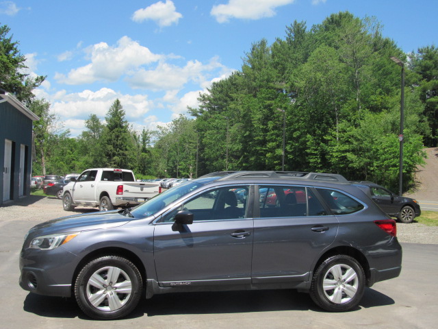 Used 2015 Subaru Outback 2.5i AWD/4WD image 3