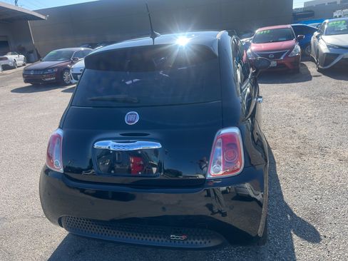 Used 2017 FIAT 500 e Hatchback FWD image 13