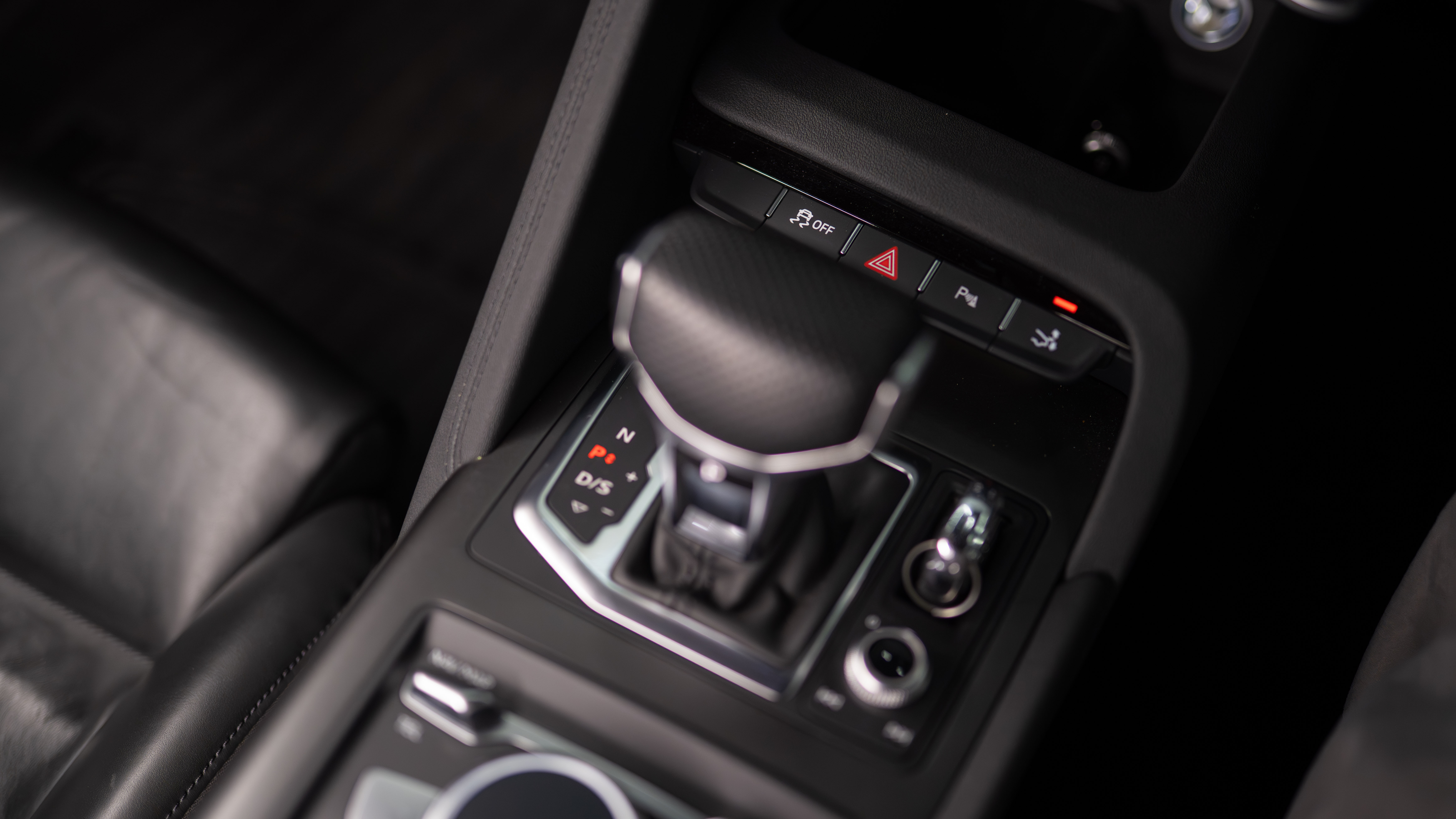 Used 2023 Audi R8 V10 performance Coupe RWD image 28