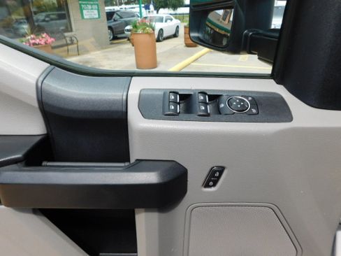 Used 2019 Ford F350 image 11