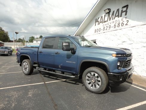 New 2025 Chevrolet Silverado 2500 Custom image 3