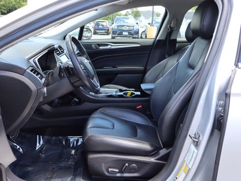 Used 2013 Ford Fusion Titanium FWD image 12