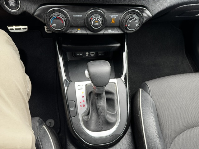 Used 2020 Kia Forte GT-Line Sedan FWD image 27