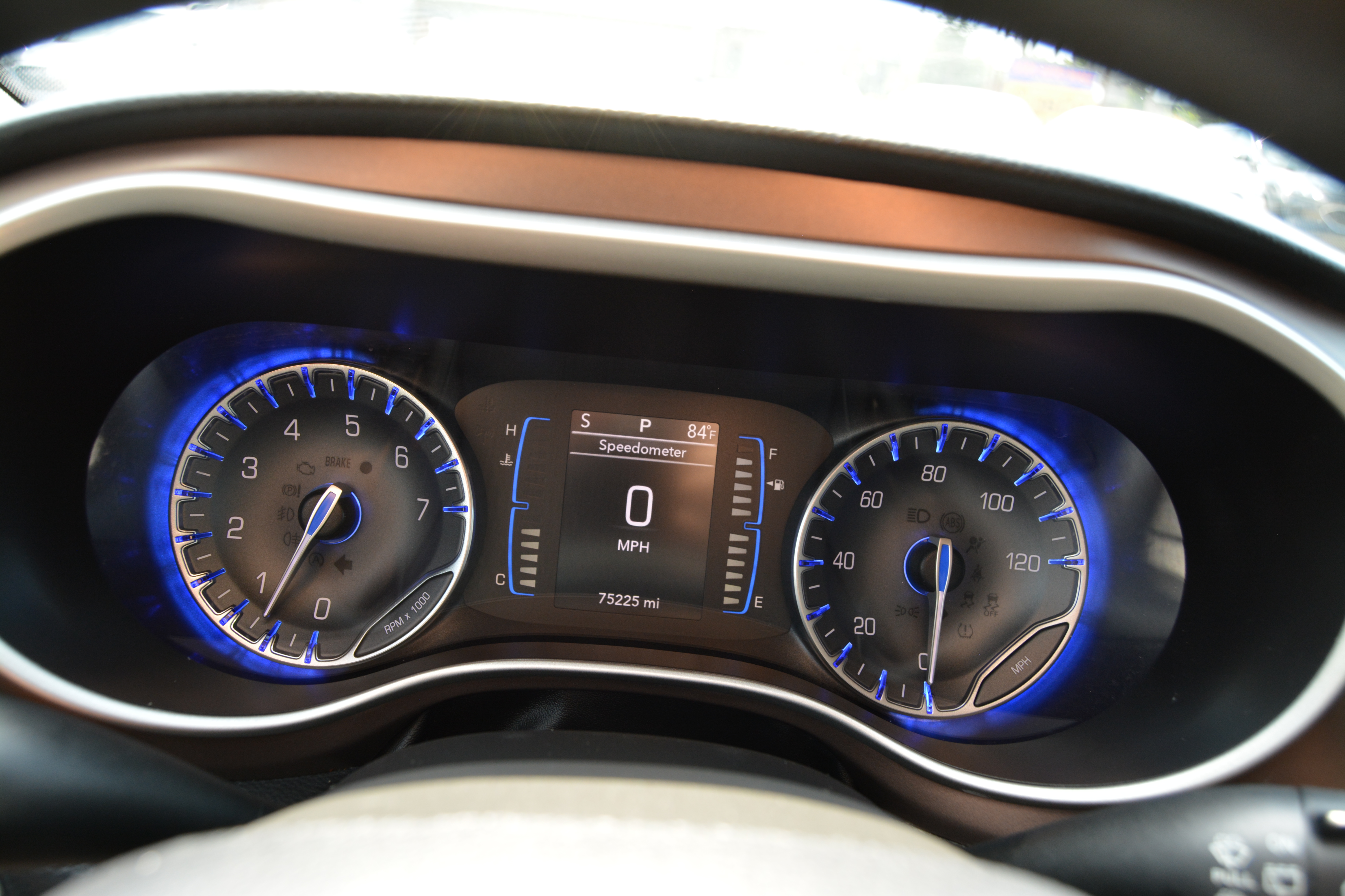 Used 2017 Chrysler Pacifica Touring FWD image 21