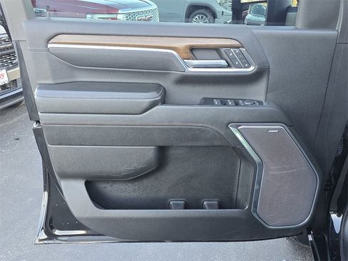 Certified 2024 Chevrolet Silverado 3500 High Country image 11