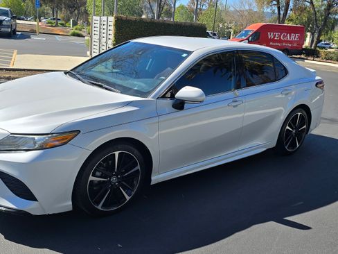 Used 2019 Toyota Camry XSE image 32