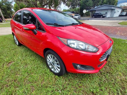 Used 2014 Ford Fiesta SE Sedan FWD image 3