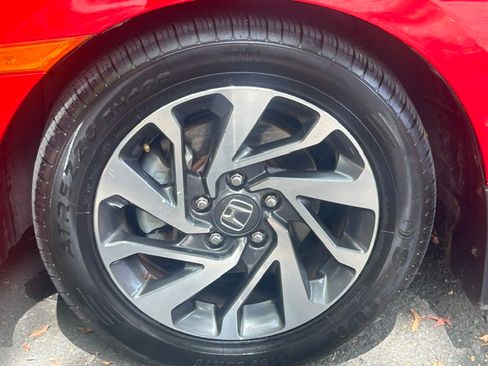 Used 2017 Honda Civic EX Sedan image 31