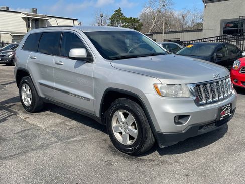 Used 2013 Jeep Grand Cherokee Laredo image 7