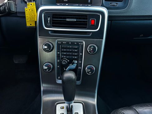 Used 2012 Volvo S60 T5 image 20