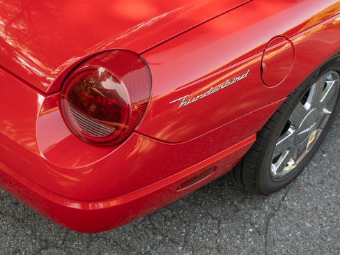 Used 2002 Ford Thunderbird UNAVAIL RWD image 5