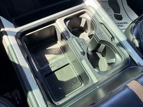 Used 2024 Ford F450 Platinum image 16