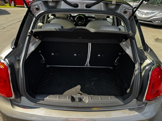 Used 2017 MINI Cooper S 4-Door Hardtop FWD image 14