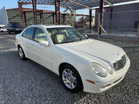 Used 2006 Mercedes-Benz E 320 image 3