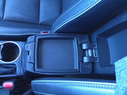 Used 2014 Toyota Corolla LE Premium FWD image 23