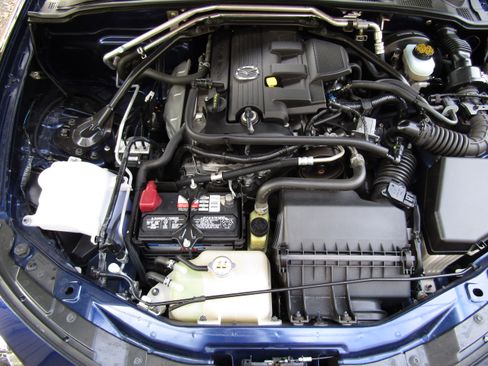 Used 2011 MAZDA MX-5 Miata Grand Touring image 19