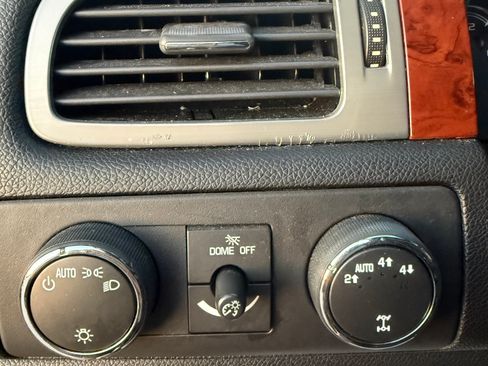 Used 2012 Chevrolet Tahoe LS image 20