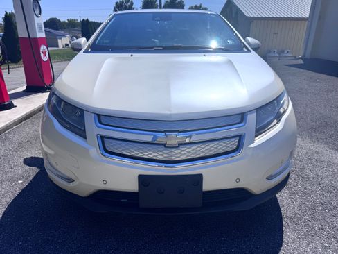 Used 2014 Chevrolet Volt Premium FWD image 3