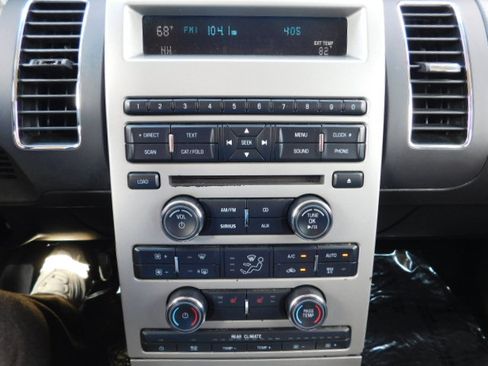 Used 2012 Ford Flex SEL image 18