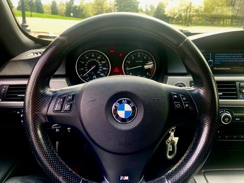Used 2013 BMW 328i Convertible RWD image 18