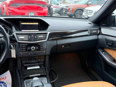 Used 2010 Mercedes-Benz E 350 Sport image 12