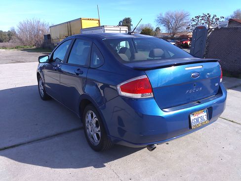 Used 2009 Ford Focus SES image 3