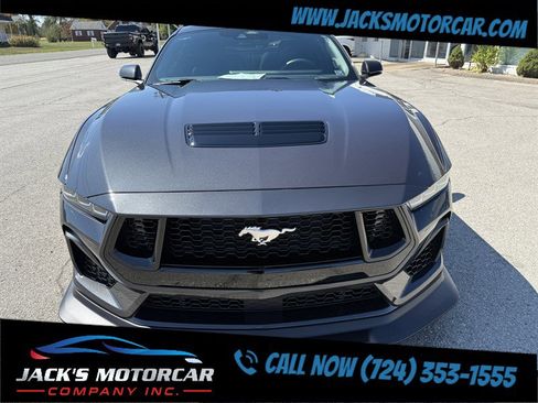 Used 2024 Ford Mustang GT Premium image 6