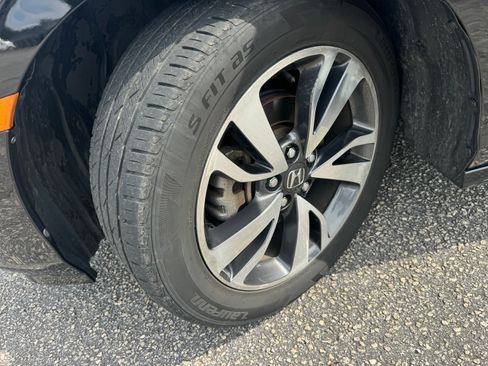 Used 2021 Honda Odyssey Touring image 21