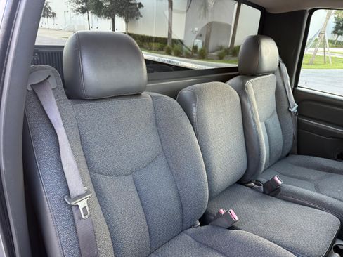 Used 2007 Chevrolet Silverado 1500 Classic W/T image 87