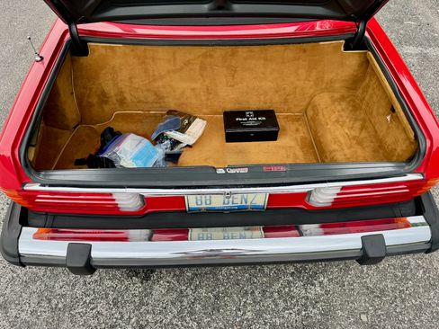 Used 1988 Mercedes-Benz 560 SL UNAVAIL image 21