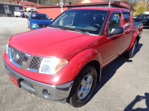 Used 2008 Nissan Frontier SE image 8