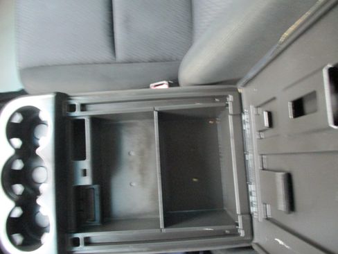 Used 2011 Chevrolet Silverado 2500 LT image 57