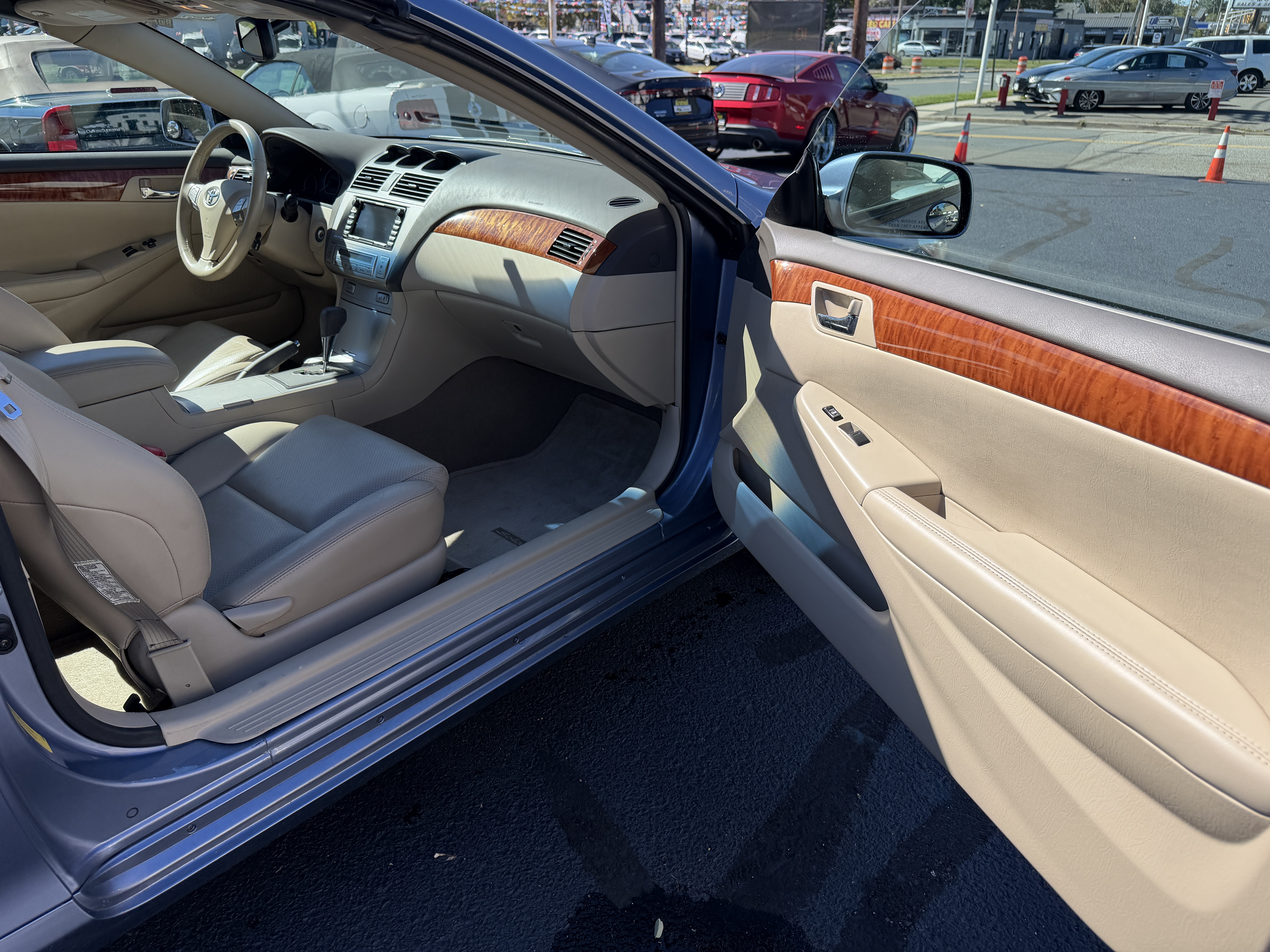 Used 2008 Toyota Solara SLE Convertible FWD image 17