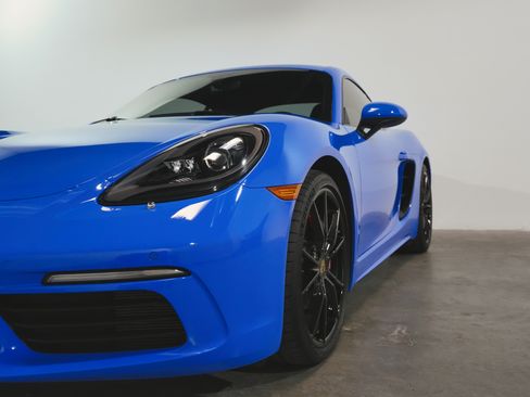 Used 2022 Porsche 718 Cayman S image 22