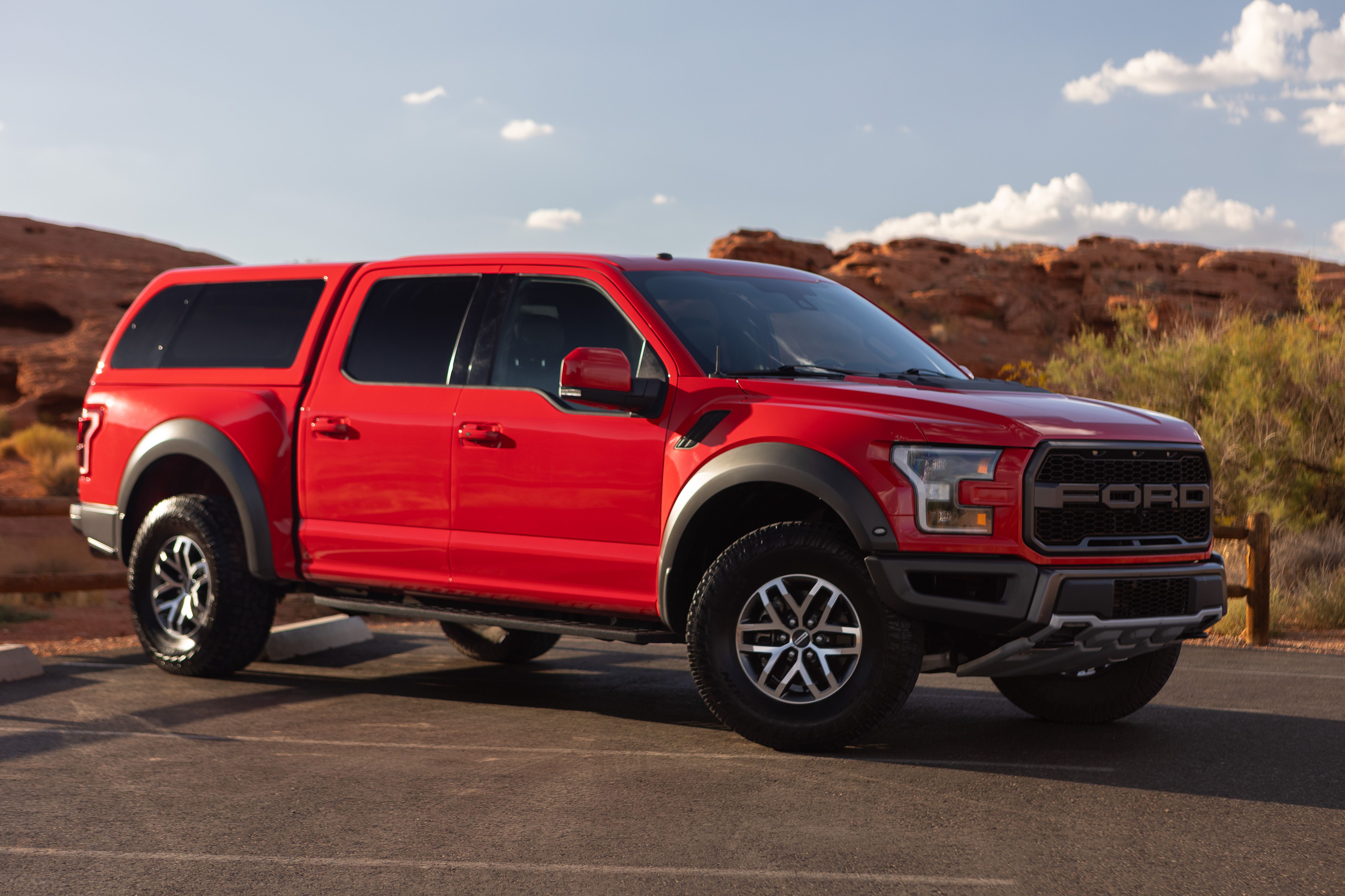 Used 2018 Ford F150 4x4 Crew Cab Raptor image 1
