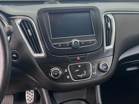 Used 2016 Chevrolet Malibu LS image 4