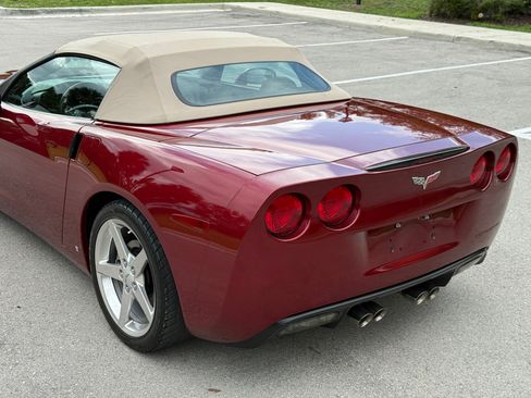Used 2006 Chevrolet Corvette Convertible RWD image 48
