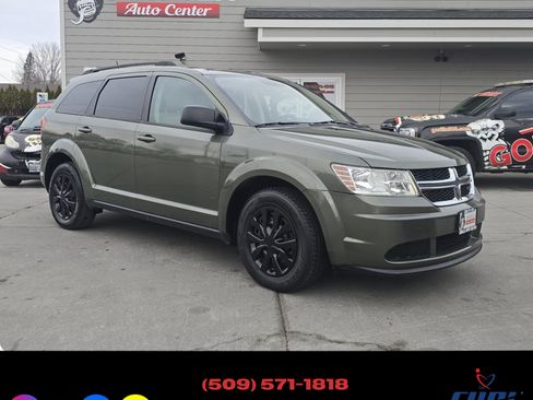Used 2016 Dodge Journey SE image 1