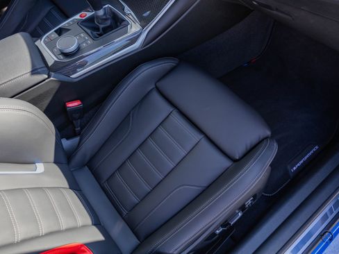 Used 2025 BMW M2 image 54