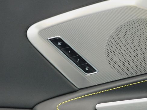 Certified 2025 Chevrolet Corvette Premium Conv w/ 3LT image 16