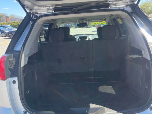 Used 2013 GMC Terrain SLE FWD image 10