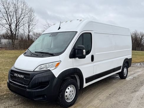 Used 2023 RAM ProMaster 2500 image 4