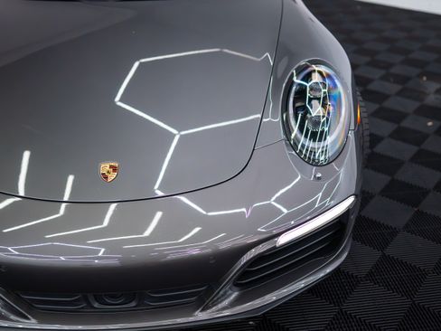 Used 2017 Porsche 911 Targa 4S image 4