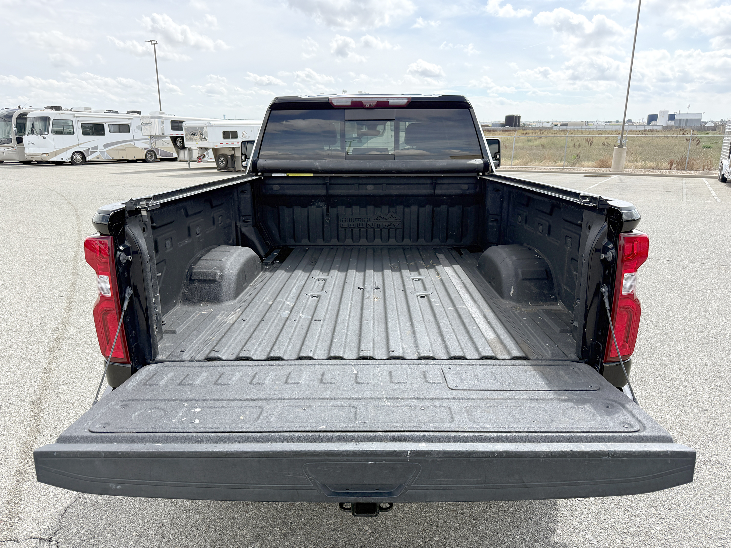 Used 2020 Chevrolet Silverado 3500 4x4 Crew Cab High Country image 7