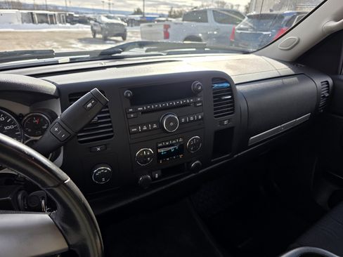 Used 2013 Chevrolet Silverado 1500 LT Z71 image 16