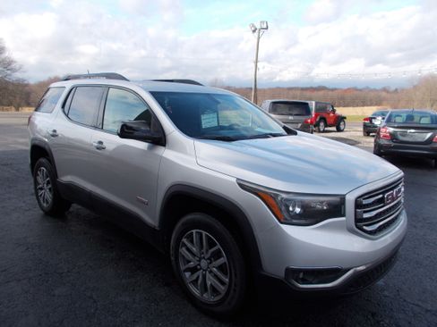 Used 2017 GMC Acadia All Terrain image 3