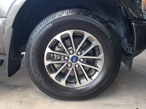 Used 2020 Ford F150 4x4 SuperCrew XLT image 10