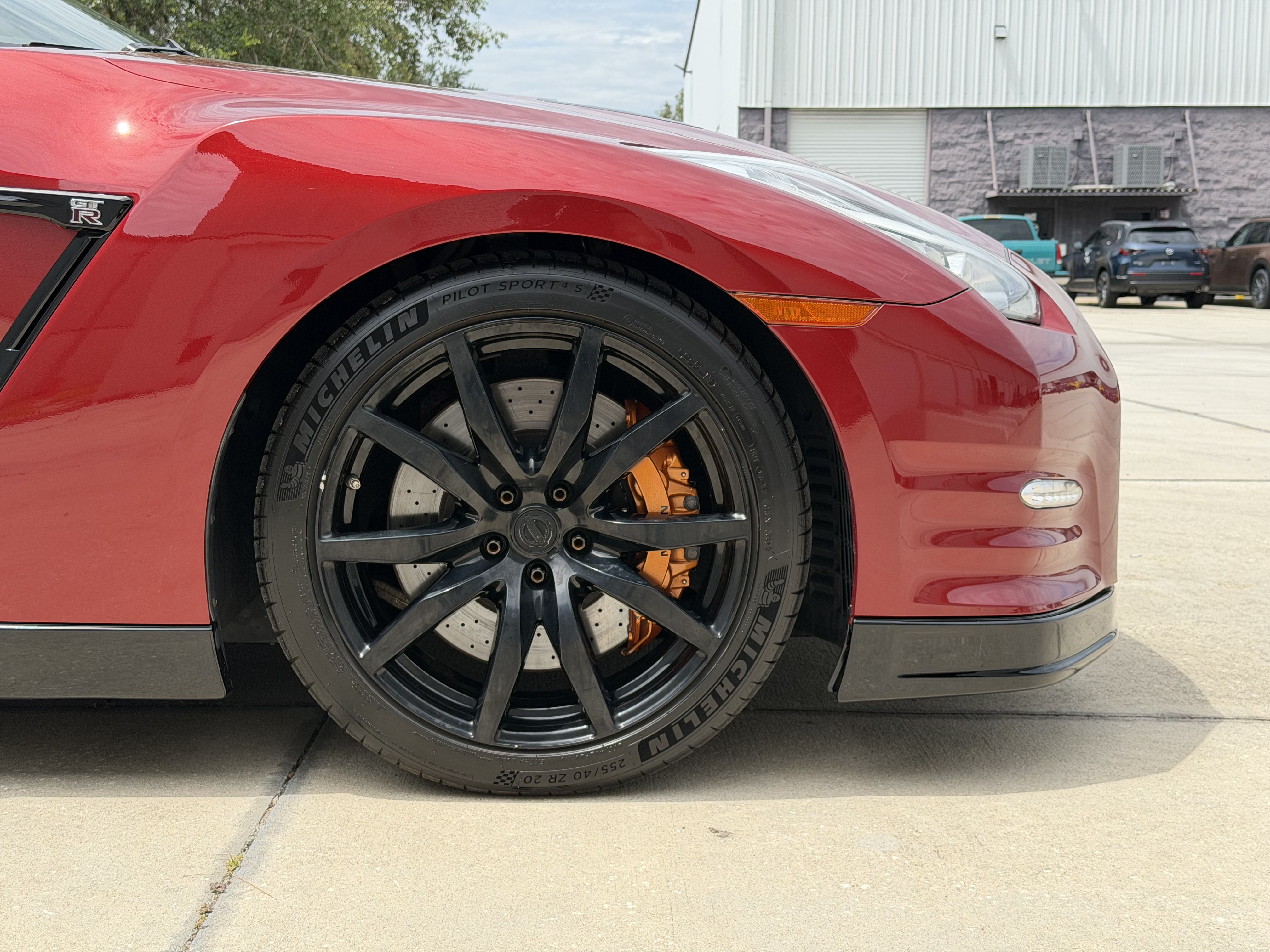 Used 2015 Nissan GT-R Premium AWD/4WD image 19